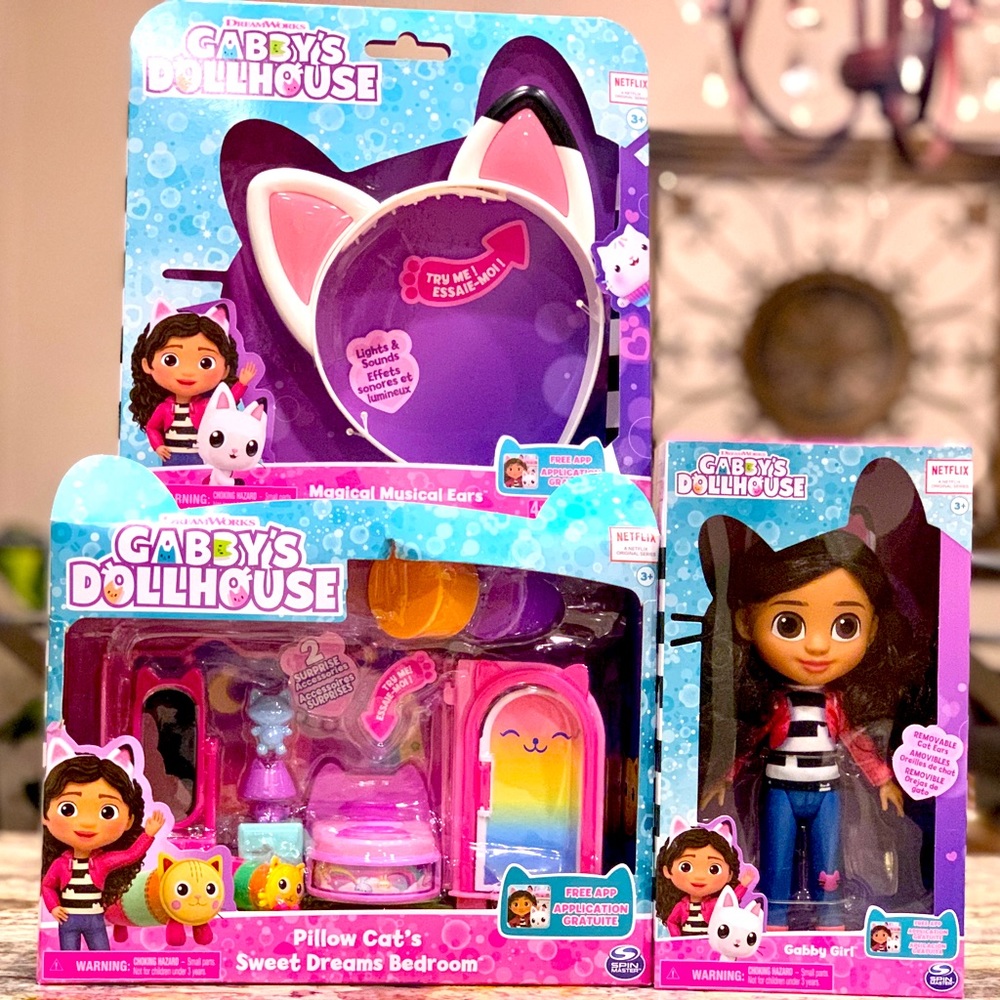 Gabbys Dollhouse Gabby Girl, Musical Ears, Sweet Dreams Lot Bundle